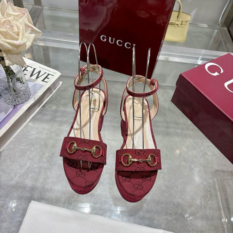 Gucci Horsebit 1955 Sandal – Red GG Canvas