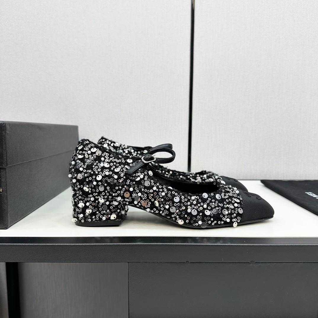 CHANEL MARY JANE IN BLACK SEQUINS AND VELVET